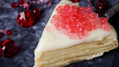 POSNA TORTA BELI ANĐEO Sa rozen korama, harmonija slatkih ukusa