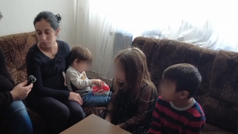 "TRUDNA SAM, A SVOJOJ DECI NEMAM ŠTA DA DAM DA JEDU" Bolna priča majke iz BiH koja sa šestoro mališana živi u podrumu