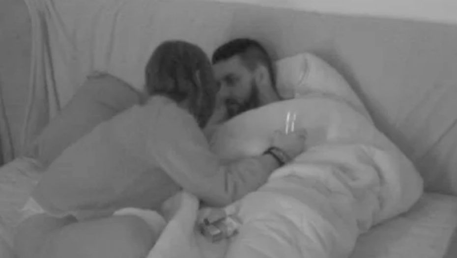 NISKE STRASTI U IZOLACIJI Miljana Kulić kao kaubojka jaše Zolu, trese se sve kao da je zemljotres