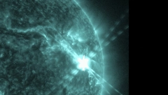 NEVEROVATAN PRIZOR IZ SVEMIRA NASA objavila fotografije solarne baklje koja je izazvala radio smetnje