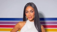 NIKOL ŠERZINGER GRMI KAKO IZGLEDA Iako je u petoj deceniji ima telo boginje, a Instagram se usijao od komentara