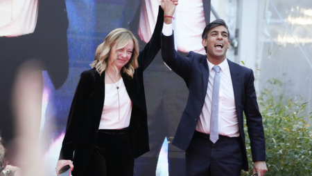 KONAČNO POSTIGNUT DOGOVOR Melonijeva i Sunak o zajedničkom radu u oblasti migracija