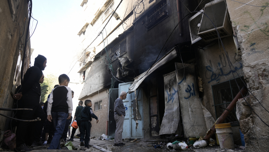 NAPAD NA IZBEGLIČKI KAMP Nastradalo 5 Palestinaca na Zapadnoj obali (FOTO)