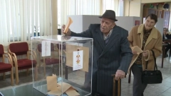 DEKA VUKOSAV IMA 103 GODINE I GLASAO JE JUTROS MEĐU PRVIMA Nijedne izbore ne propušta, evo šta kaže