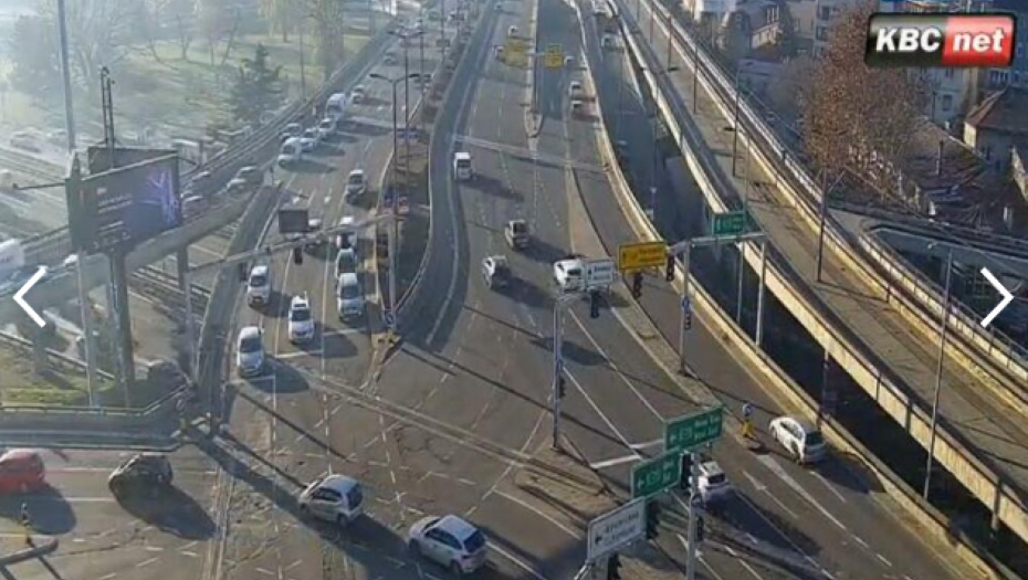 SLAVIJA I AUTOKOMANDA BEZ GUŽVE Na beogradskim ulicama jutros neobično mirno (FOTO)