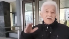 "UVEK SAM GLASAO" Deka (91) sa Zvezdare ranom zorom prvi obavio građansku dužnost!