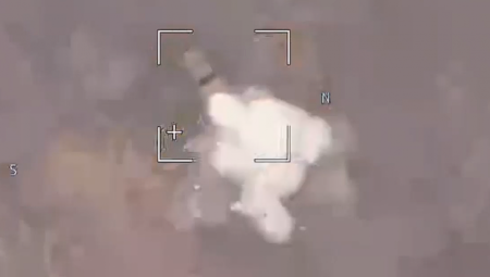 NATO ORUŽJE GORI KAO BAKLJA Desantne snage uništavaju sve pred sobom (VIDEO)