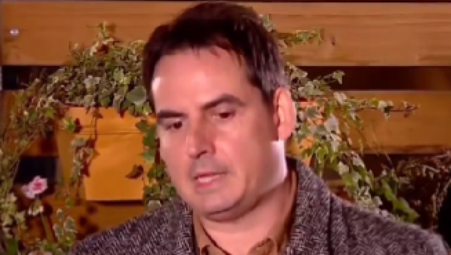 PROGLASOVCI VREĐAJU NAROD ZBOG IZBORNIH REZULTATA Mrzimo narod, narod je lud (VIDEO)