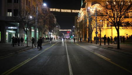 DEMONSTRANTI I OPOZICIJA U NESLOZI Većina odlazi, mnogo manji broj ostaje ispred RIK-a (VIDEO)