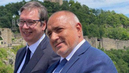 BORISOV ČESTITAO VUČIĆU POBEDU NA IZBORIMA "Želim mu da Srbija ne staje" (FOTO)
