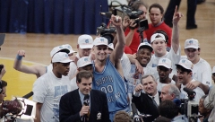 AMERIČKI SPORT ZAVIJEN U CRNO Preminuo legendarni NBA košarkaš