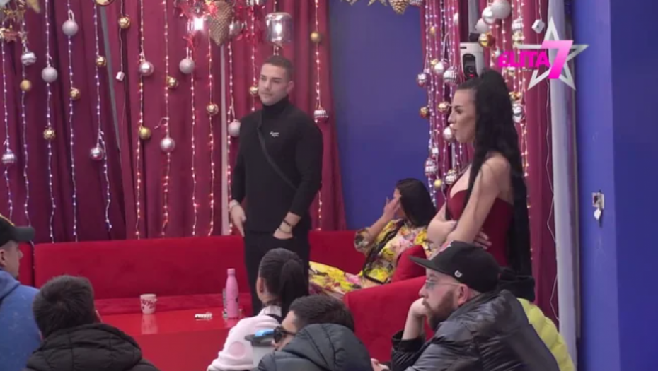 ANITA I ANĐELO OZVANIČILI VEZU Nastao haos za crnim stolom, Maja Marinković odmah reagovala!