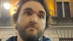 "ZABAVA JE POČELA" Agent građanskih inicijativa bez srama! Blokirao brze pruge, voz Soko i Prokop (VIDEO)