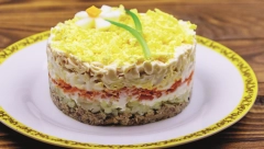 POSNA MIMOZA SALATA Predjelo koje obavezno krasi slavsku trpezu