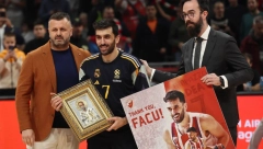 SVETI NIKOLA ZA KAMPACA Zvezdaši priredili veličanstven doček Argentincu