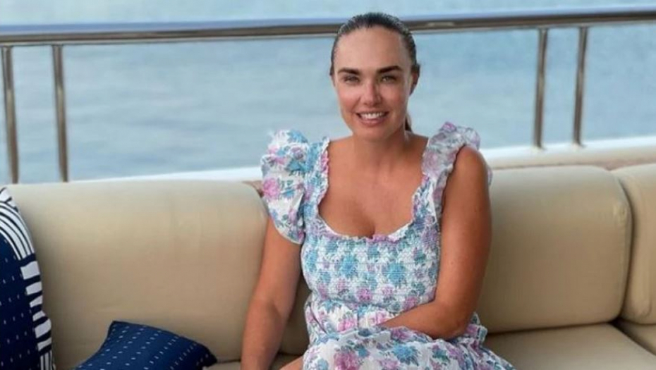 OJADILI TAMARU EKLSTON I BOGATAŠE IZ ENGLESKE ZA 30,5 MILIONA FUNTI Šestočlana grupa harala po vilama poznatih