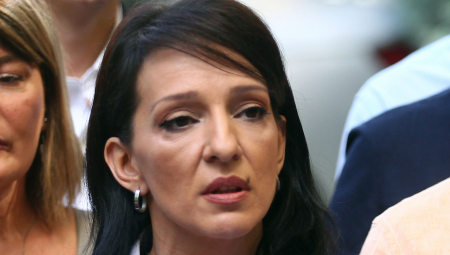 MARINIKA RAME UZ RAME SA KURTIJEM POTPISALA PODRŠKU TZV. KOSOVU ZA ČLANSTVO U EU: Sad je jasno zašto nju i Đilasa zovu na sednicu EP (FOTO)