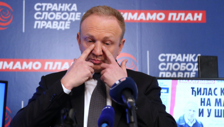 SUŠTINA NEUSPEHA ĐILASOVE EKIPE - MRŽNJA Beograd im je samo ono što peške mogu da obiđu oko Trga Republike