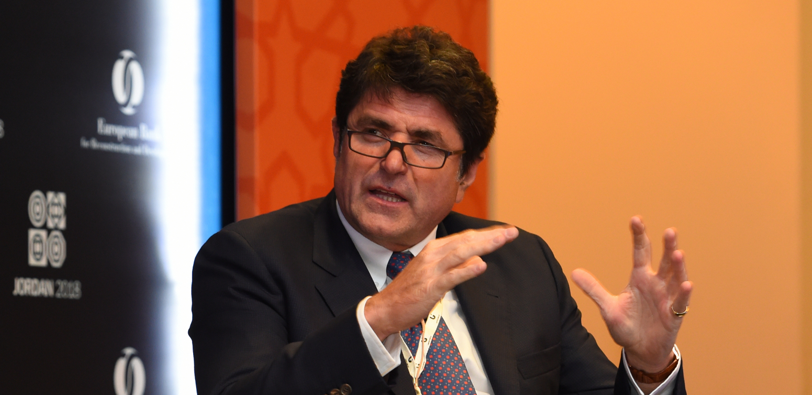 SADA JE JASNO DA IZA GNUSNE KAMPANJE PROTIV VUČIĆA STOJI DRAGAN ŠOLAK: Opozicija ponovo vređa majku predsednika i udara mu na porodicu