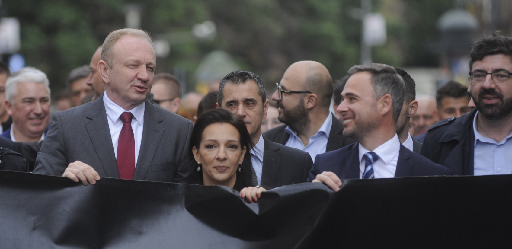 POČNIMO LJUBAV IZ POČETKA Otkrivamo koji se opozicionar vratio u Đilasovo jato