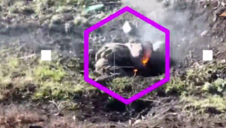 TAČNO U METU! Specijalci bacaju granate i uništavaju ukrajinsku pešadiju (VIDEO)