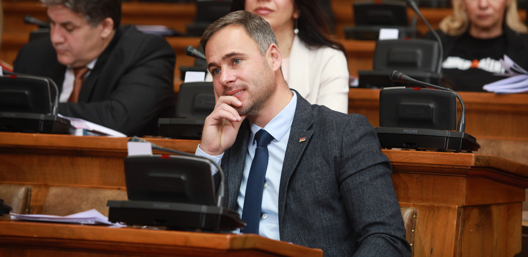 MIKI SE KITI TUĐIM PERJEM Lideri opozicije poludeli zbog jednog Aleksićevog pisma