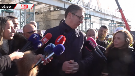 ONI BI DA SE ZATRE SRPSKO IME I PREZIME NA KiM Moćna poruka predsednika Vučića: "Opstaće"