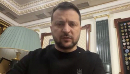 "SADA, UOČI BOŽIĆA..."  Zelenski se obratio Ukrajincima i poručio im samo jedno (VIDEO)