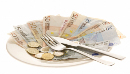 ODREŠIO KESU! Ruski milijarder dao napojnicu veću od računa