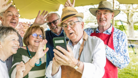 PENZIONERI POKAZALI HUMANOST NA DELU Organizovali dobrovoljnu akciju