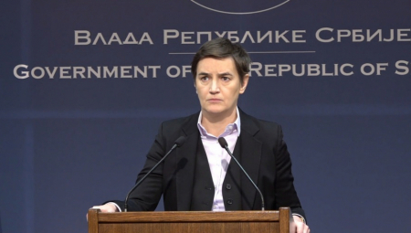 PREMIJERKA BRNABIĆ DALA PONUDU ĐILASU I STEFANOVIĆU "Ako Makron nije čestitao izbore, onda se Vučič i ja nećemo više baviti politikom, ali ako jeste..."