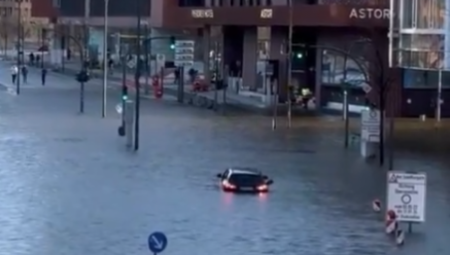 JEZIVA SITUACIJA U NEMAČKOJ Snažna oluja napravila haos, bujice vode teku ulicama (VIDEO)