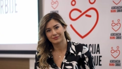 "ĆERKE ME NIŠTA NE LAŽU, SVE MI PRIČAJU" Influenserka Aleksandra Golijan podelila je svoj najveći majčinski uspeh