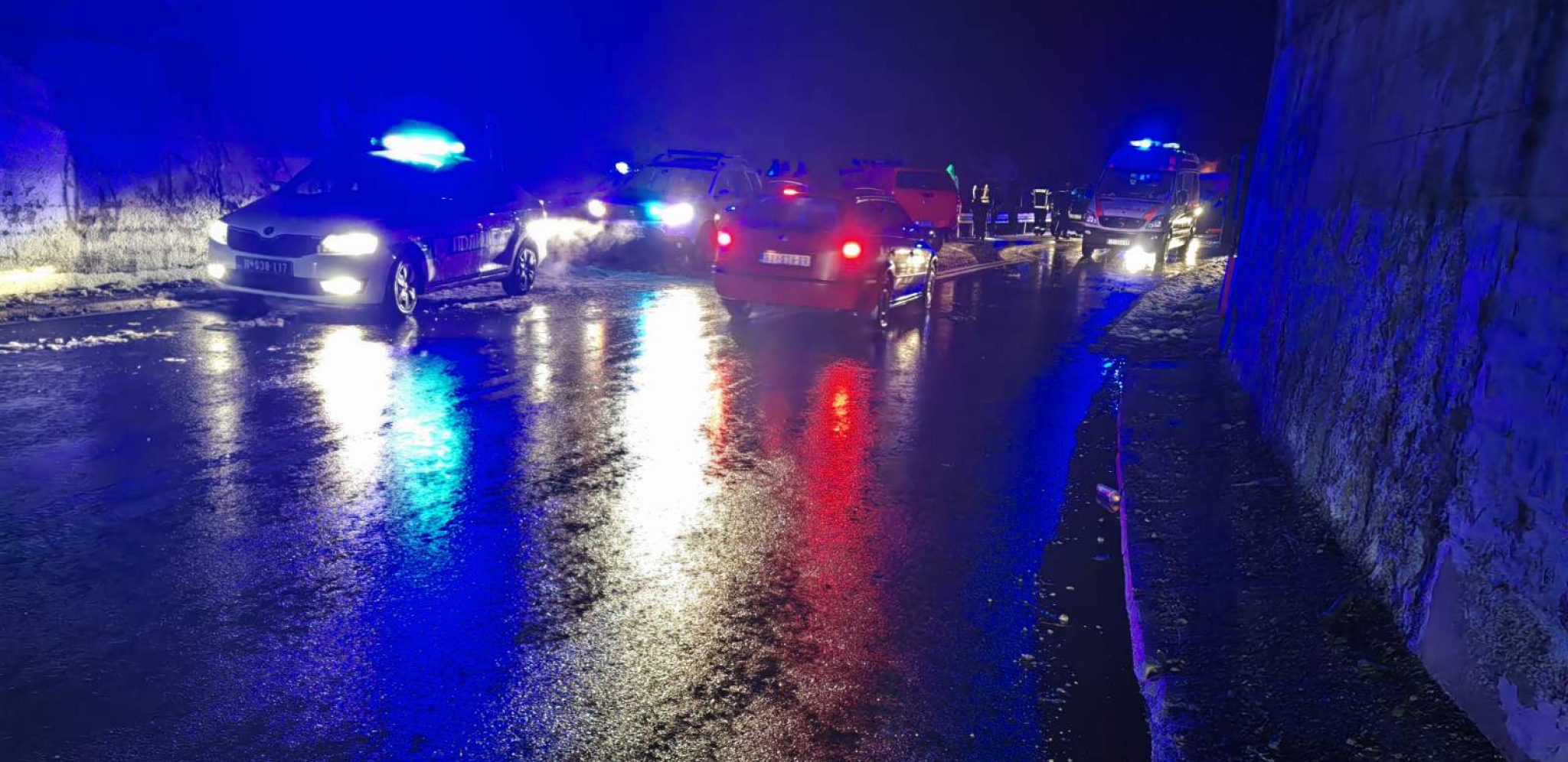 OBOREN PEŠAK NA ALTINI! Mladić (20) hitno prebačen u Urgentni centar, zadobio teške povrede