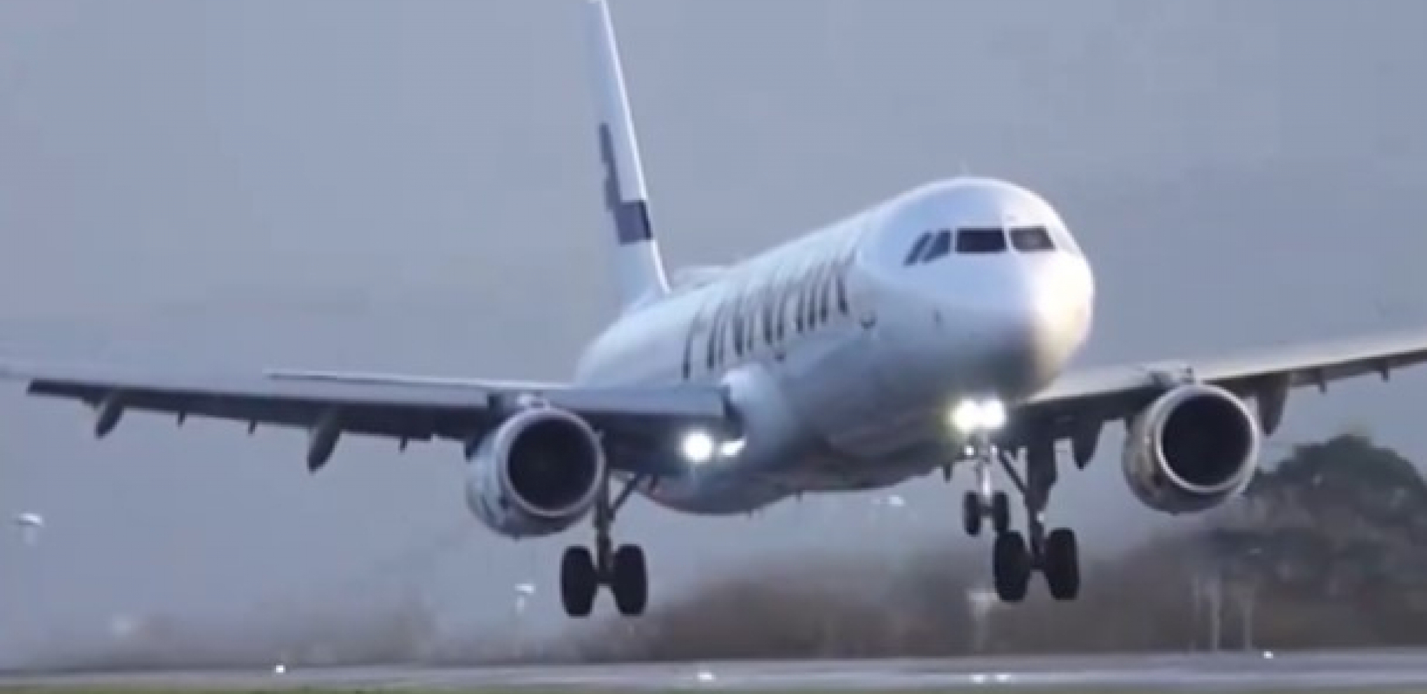 DRAMA NA AERODROMU Hitno zaustavljeno poletanje aviona