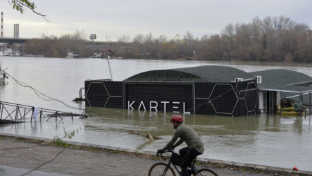 SPLAV "KARTEL" NIJE IMAO DOZVOLU Direktor uprave za plovidbu otkrio šok saznanja!
