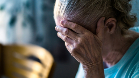 KAKVI SMO TO LJUDI POSTALI? Baki je pozlilo na pijaci, osoba koja joj je pomogla uradila je sramnu stvar