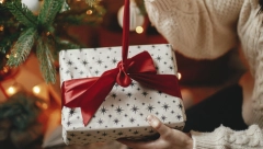 KUPUJU LEPE I SKUPE POKLONE Ova 4 horoskopska znaka ne pitaju za cenu kada žele da obraduju dragu osobu