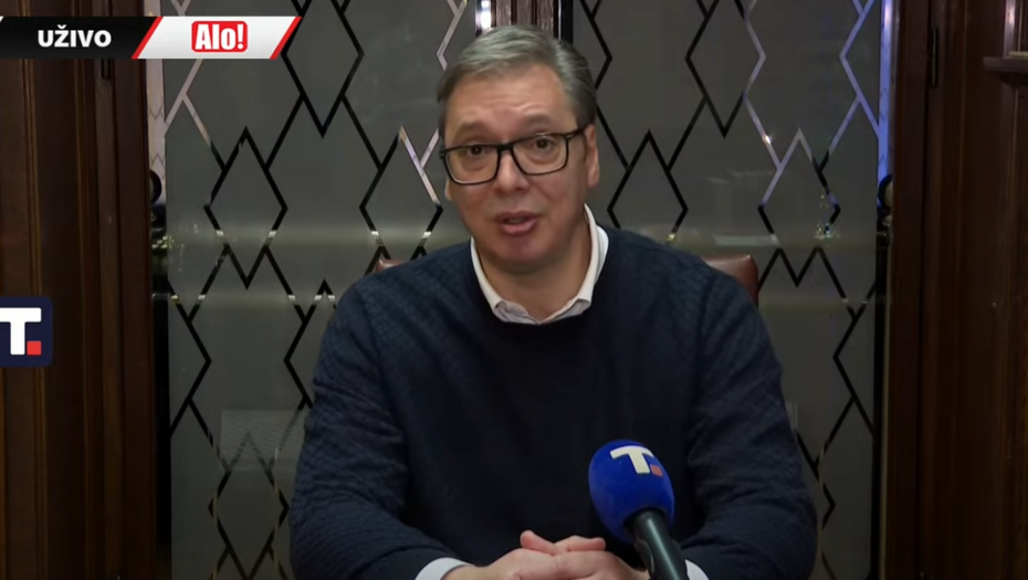 NIKAKVE REVOLUCIJE NEĆE BITI, MI NISMO NAVIKLI DA NAM NEKO RUŠI KUĆU Predsednik Vučić o divljanju ispred Skupštine