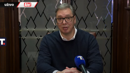 NIKAKVE REVOLUCIJE NEĆE BITI, MI NISMO NAVIKLI DA NAM NEKO RUŠI KUĆU Predsednik Vučić o divljanju ispred Skupštine