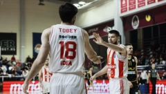 ZVEZDA ZACEMENTIRALA PRVO MESTO Crveno-beli rutinski protiv umornog Splita, debitovao Gilespi