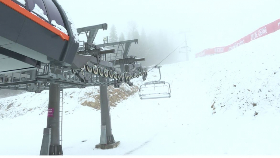 CRNOGORCI GLEDAJU U NEBO I ČEKAJU DA PADNE SNEG Opet nespremno dočekali zimsku sezonu