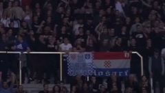 SKANDAL I SRAMOTA U HRVATSKOJ Na utakmici Zadra i Partizana, hrvatski navijači istakli NDH simbole