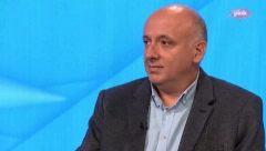 "40 ZEMALJA JE USVOJILO REZOLUCIJU O UZBUNJIVAČIMA" Radomirović za Alo! : "Uverio sam se da Srbija sa svima može da pregovara"