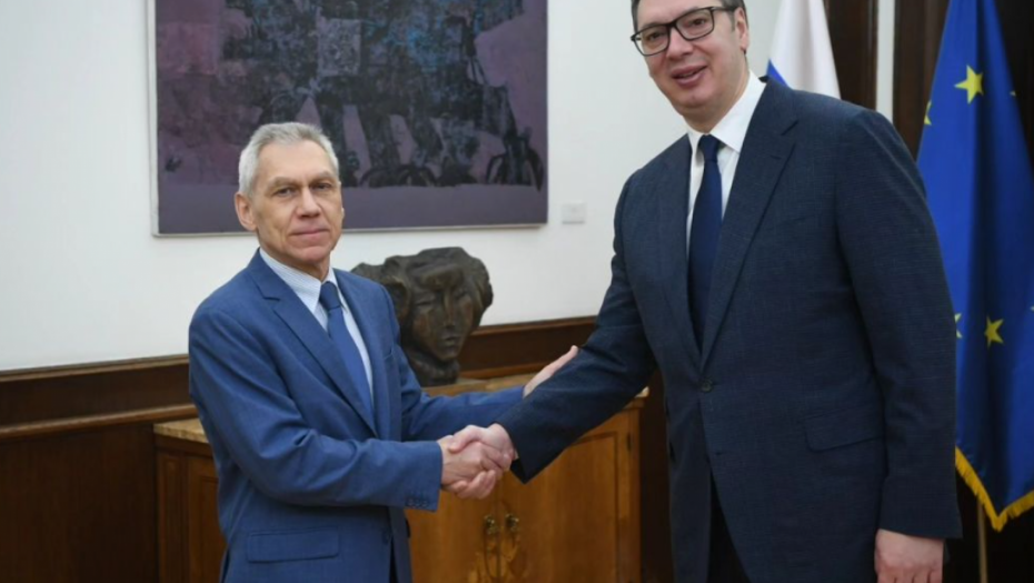 VUČIĆ POSLE SASTANKA SA RUSKIM AMBASADOROM Informisao sam Bocan-Harčenka o sinoćnim neredima u Beogradu (FOTO)