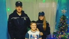 SEĆATE LI SE MALOG MIHAJLA KOJI JE POLICAJCU VRATIO NOVČANIK? MUP jednim gestom pokazao da ga nisu zaboravili