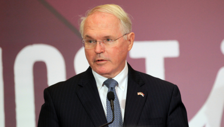 JOŠ JEDAN ŠAMAR AMERIKE ZA KURTIJA Hil: Bili smo jasni u pogledu zabrinutosti o nameri da se zabrani dinar na KiM!