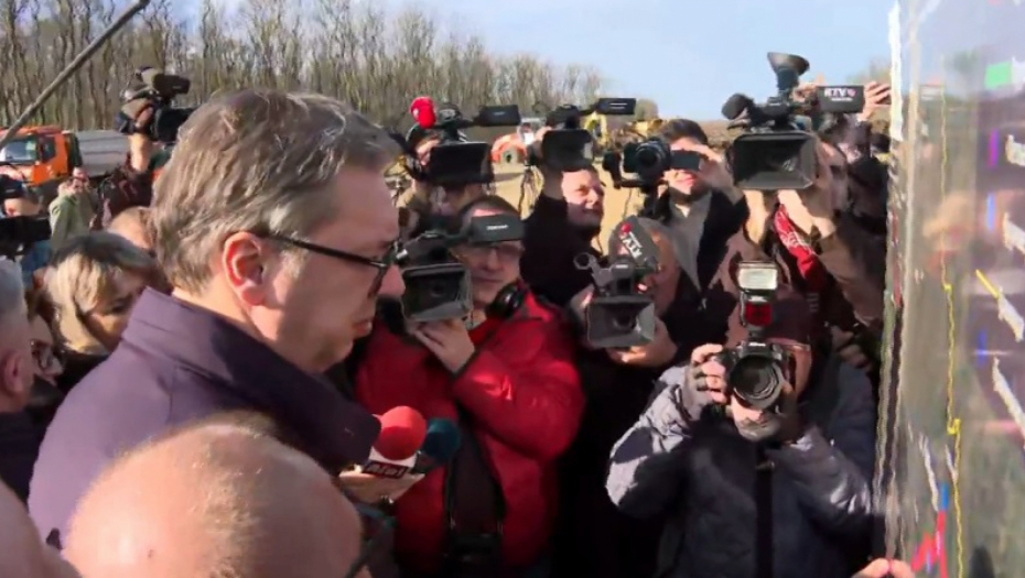 KAD BI PRESTAO JEDAN RAT, POSEBNO UKRAJINSKI, MI BI NAPREDOVALI Vučić: Treba da dođemo do 1.000 evra prosečne plate