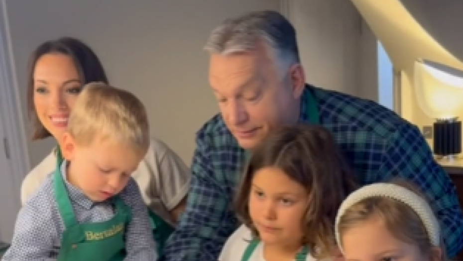 VIKTOR ORBAN NASMEJAN MESI MEDENJAKE Ovakvog ga nikad niste videli (VIDEO)