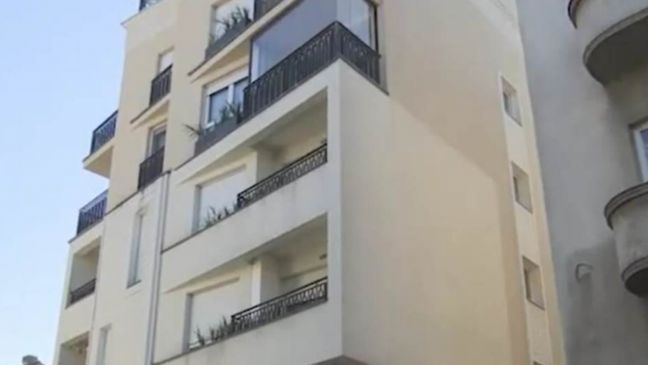 KOMŠIJE BESNE, DOLAZI INSPEKCIJA! Vlasnik stana na Voždovcu dozidao dodatne kvadrate na terasi, biće debelo kažnjen